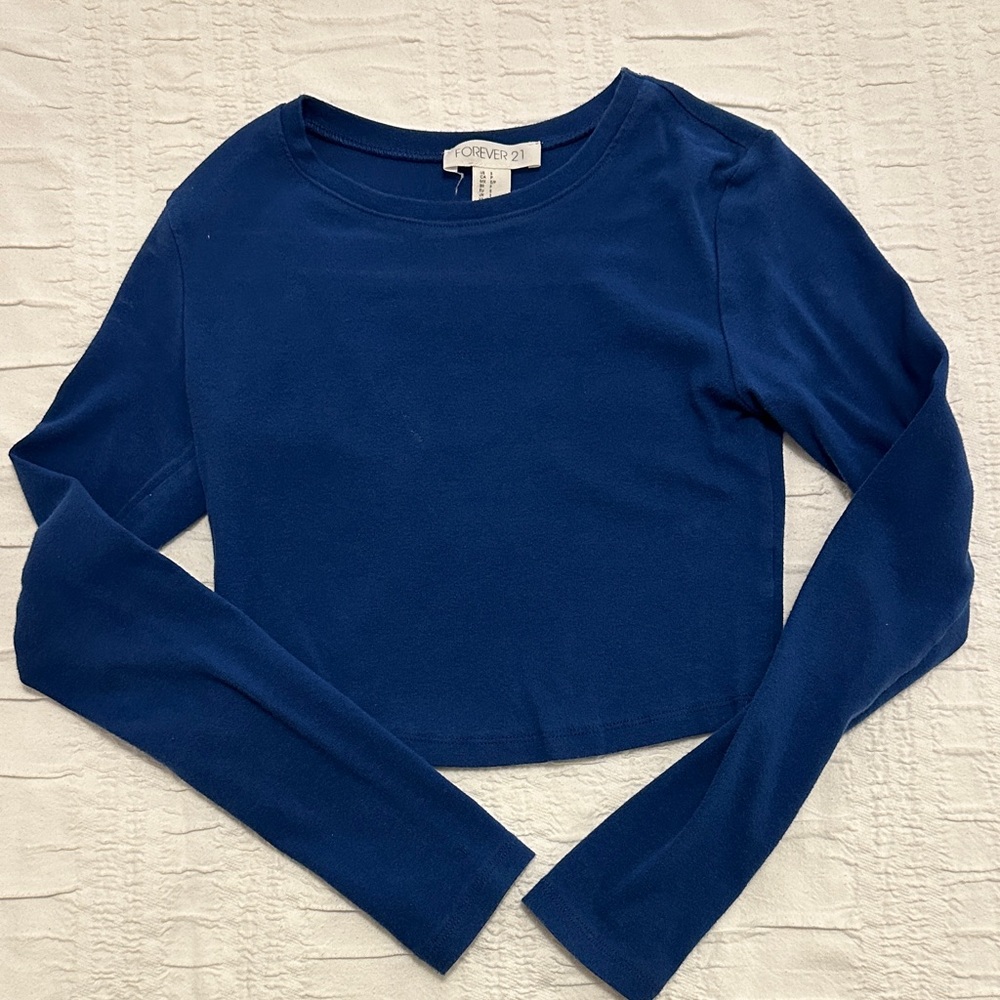 Forever 21 Navy Long Sleeve Crop Top